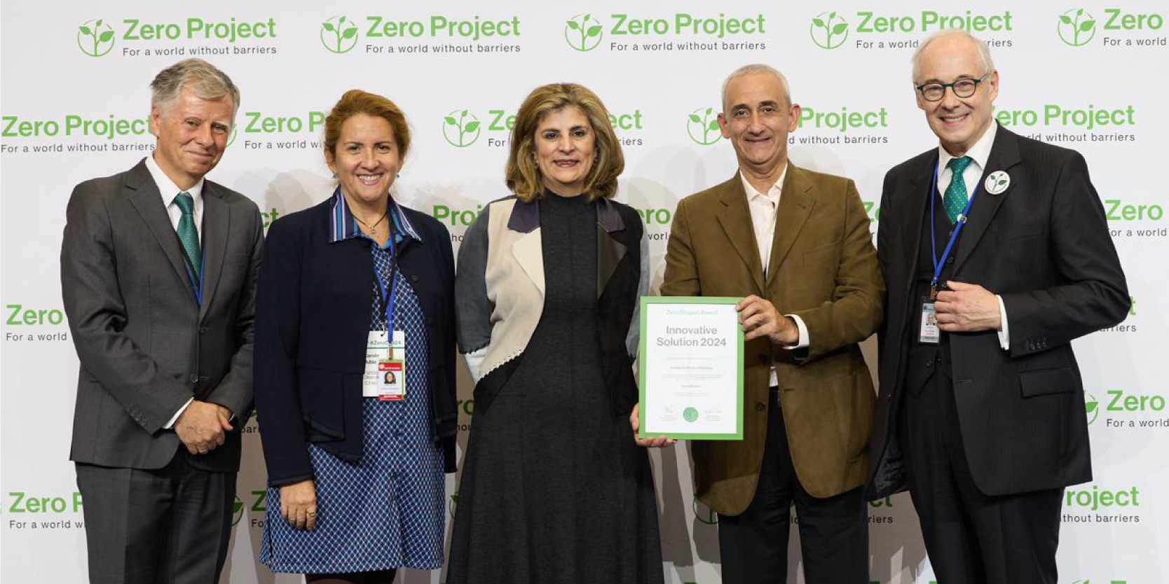 La Fundación Biosbot, reconocida por su participación en FIRST LEGO League Colombia, fue galardonada con el premio Zero Project.